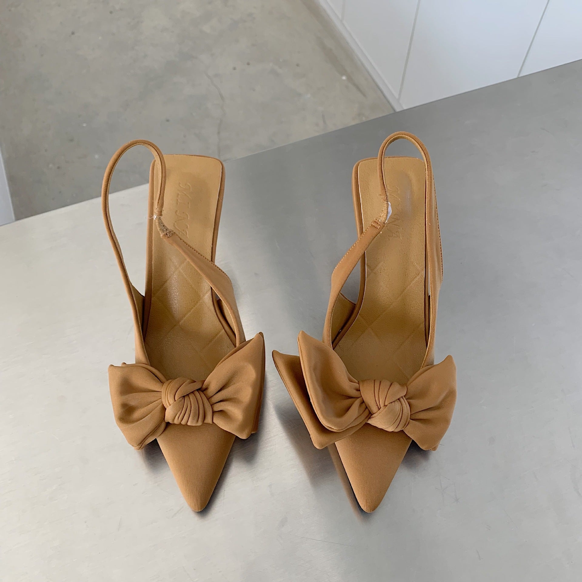 Pointed Toe Bow Stiletto Heels in Microfiber